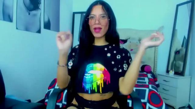 Image 11 of sailyn_daena Stream on Chaturbate on 17 months ago