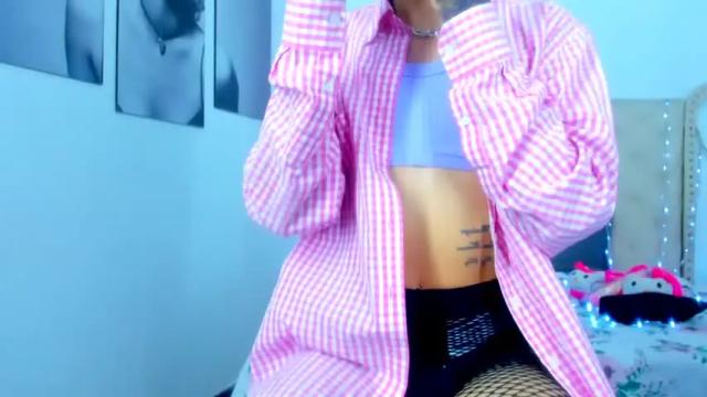 Image 12 of sailyn_daena Stream on Chaturbate on 16 months ago