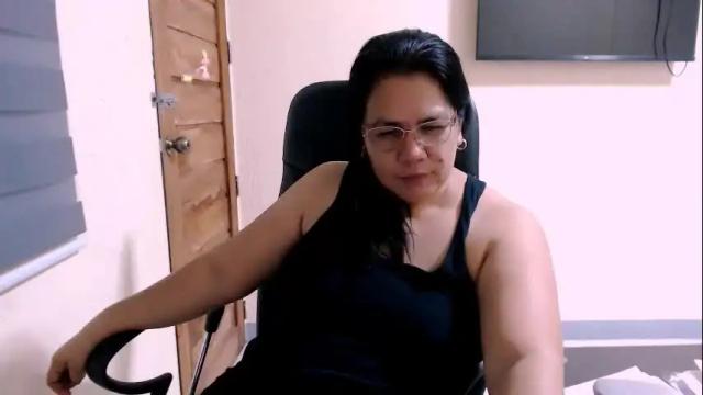 Image 12 of saint_flowerxxx Stream on Chaturbate on 23 days ago