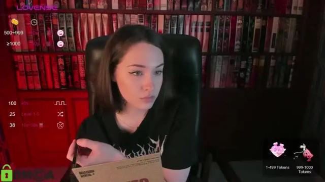 Image 4 of saintmonica Stream on Chaturbate on 16 months ago