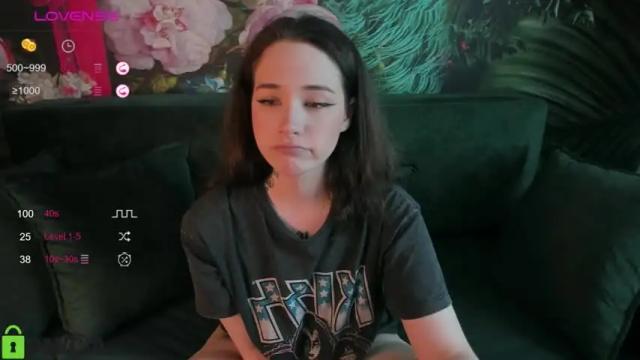 Image 2 of saintmonica Stream on Chaturbate on 16 months ago