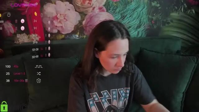Image 2 of saintmonica Stream on Chaturbate on 15 months ago