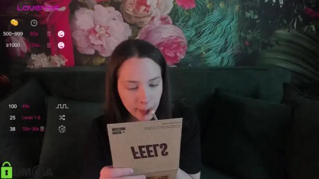 Image 2 of saintmonica Stream on Chaturbate on 15 months ago