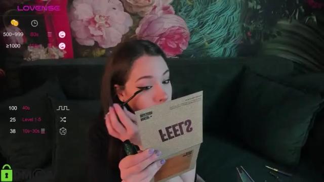 Image 3 of saintmonica Stream on Chaturbate on 14 months ago