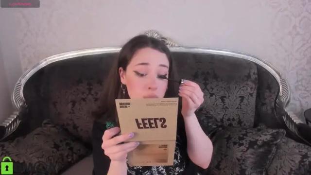 Image 3 of saintmonica Stream on Chaturbate on 14 months ago