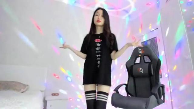 Image 4 of saionora Stream on Chaturbate on 18 months ago