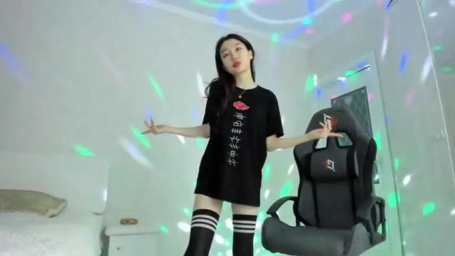 Image 6 of saionora Stream on Chaturbate on 18 months ago