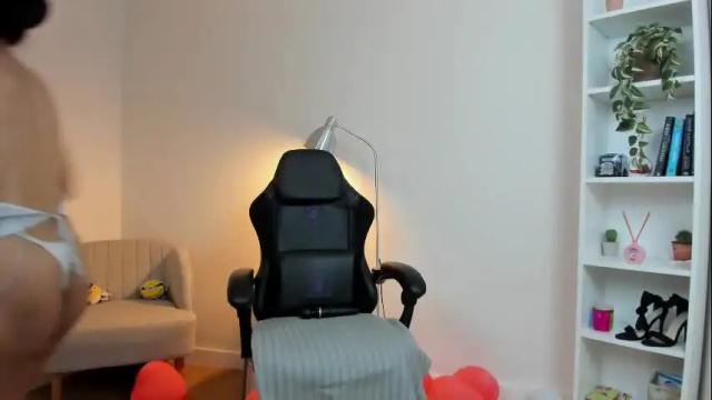 Image 3 of sakura_harper Stream on Chaturbate on 1 month ago