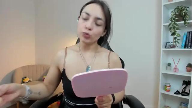Image 4 of sakura_harper Stream on Chaturbate on 1 month ago