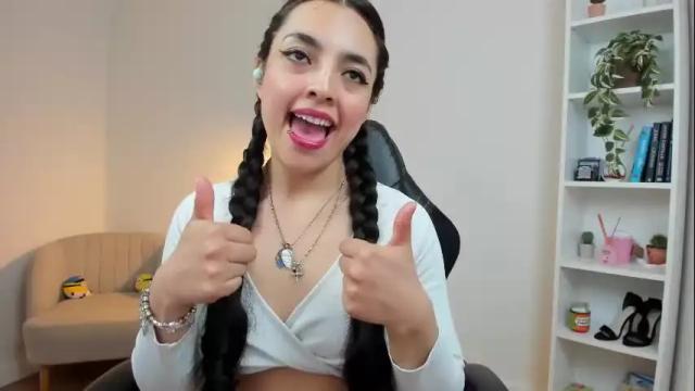 Image 3 of sakura_harper Stream on Chaturbate on 1 month ago