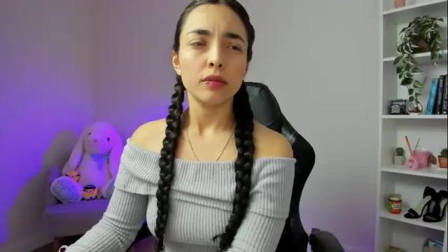 Image 11 of sakura_harper Stream on Chaturbate on 27 days ago