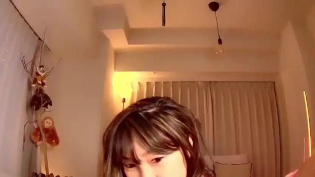 Image 10 of sakura_loving Stream on Chaturbate on 15 months ago