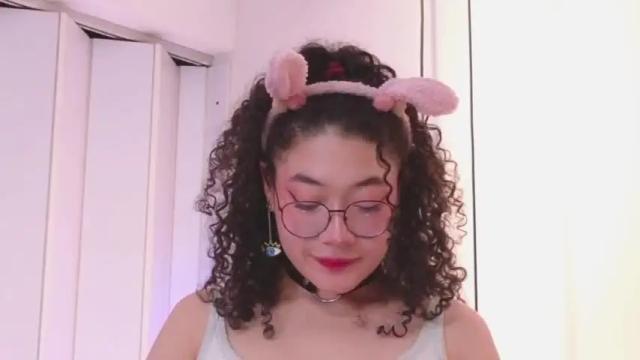 Image 4 of sakura_millk Stream on Chaturbate on 17 months ago