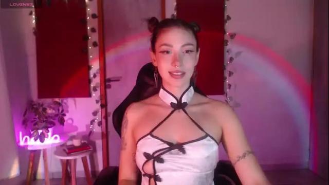 Image 2 of sakuraa_beauty Stream on Chaturbate on 3 months ago