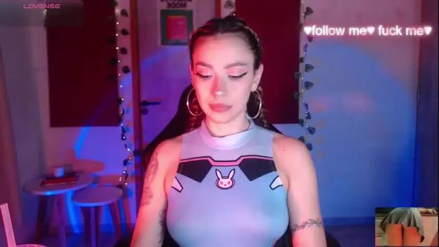 Image 2 of sakuraa_beauty Stream on Chaturbate on 2 months ago
