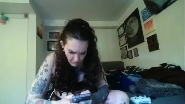 Image 6 of salemsslut Stream on Chaturbate on 27 days ago
