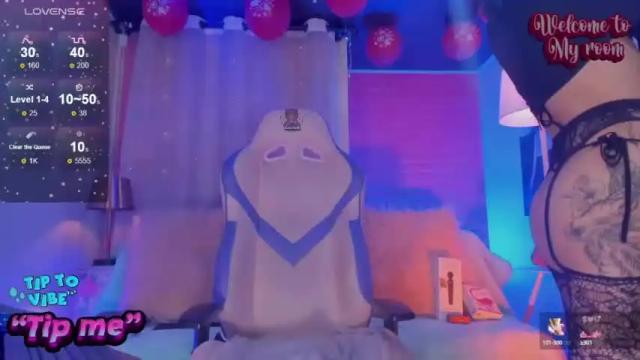 Image 10 of sally_brown1 Stream on Chaturbate on 20 months ago