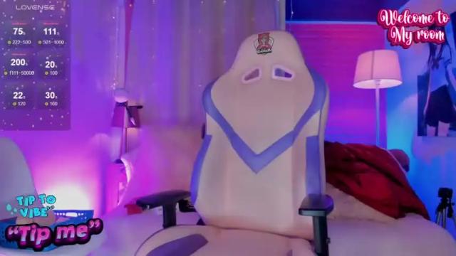 Image 7 of sally_brown1 Stream on Chaturbate on 18 months ago