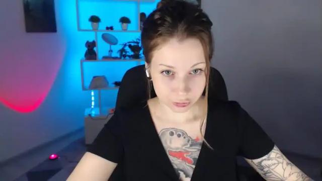 Image 7 of sally_moore13 Stream on Chaturbate on 17 months ago