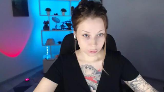 Thumbnail 3, sally_moore13's Stream at Chaturbate, 17 months ago