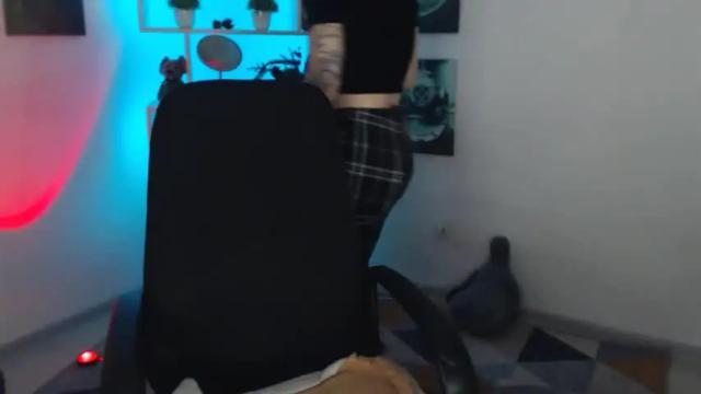 Image 7 of sally_moore13 Stream on Chaturbate on 17 months ago