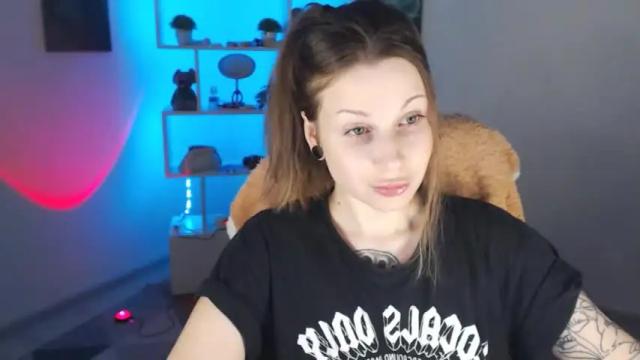 Image 10 of sally_moore13 Stream on Chaturbate on 17 months ago