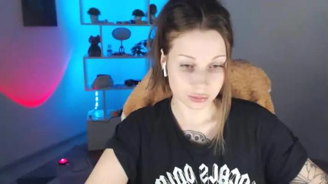 Thumbnail 2, sally_moore13's Stream at Chaturbate, 17 months ago
