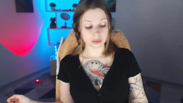 Image 11 of sally_moore13 Stream on Chaturbate on 17 months ago