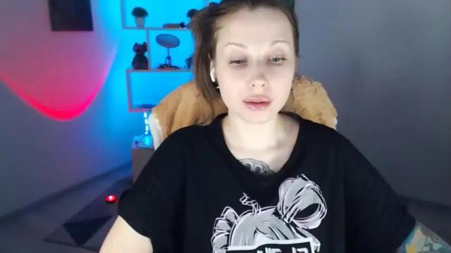 Image 12 of sally_moore13 Stream on Chaturbate on 17 months ago