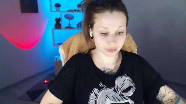 Thumbnail 3, sally_moore13's Stream at Chaturbate, 17 months ago