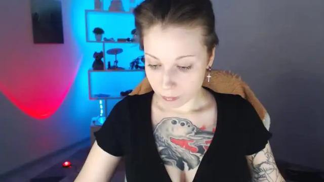 Image 10 of sally_moore13 Stream on Chaturbate on 17 months ago