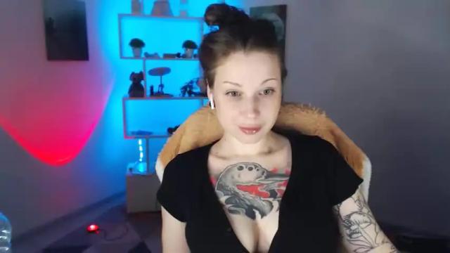 Image 11 of sally_moore13 Stream on Chaturbate on 17 months ago