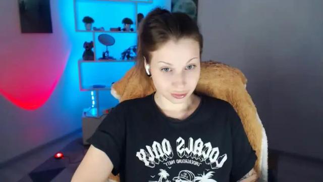 Thumbnail 2, sally_moore13's Stream at Chaturbate, 16 months ago