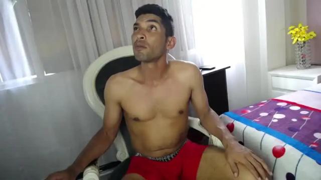 Image 2 of sally_n_leo Stream on Chaturbate on 26 months ago