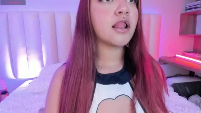 Image 2 of sally_white_ Stream on Chaturbate on 1 month ago