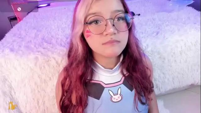 Image 8 of sally_white_ Stream on Chaturbate on 1 month ago