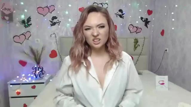 Image 10 of sallyverda Stream on Chaturbate on 15 months ago