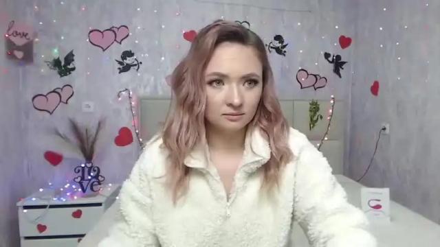 Image 3 of sallyverda Stream on Chaturbate on 15 months ago