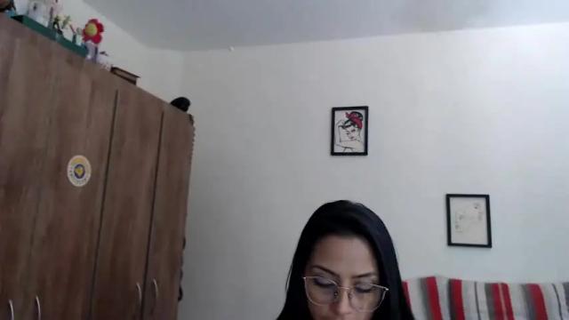 Image 11 of salmahayek1 Stream on Chaturbate on 11 months ago