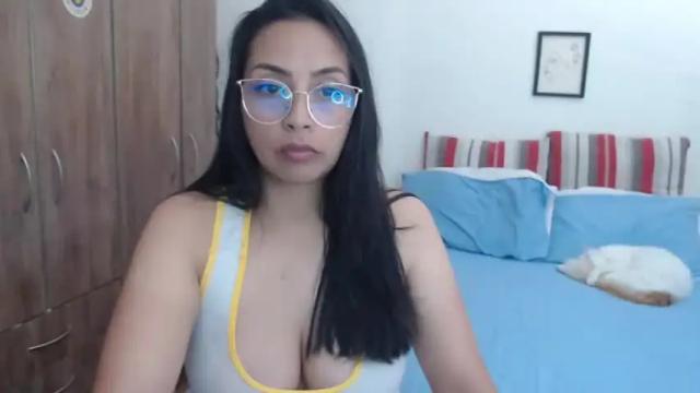 Image 3 of salmahayek1 Stream on Chaturbate on 9 months ago