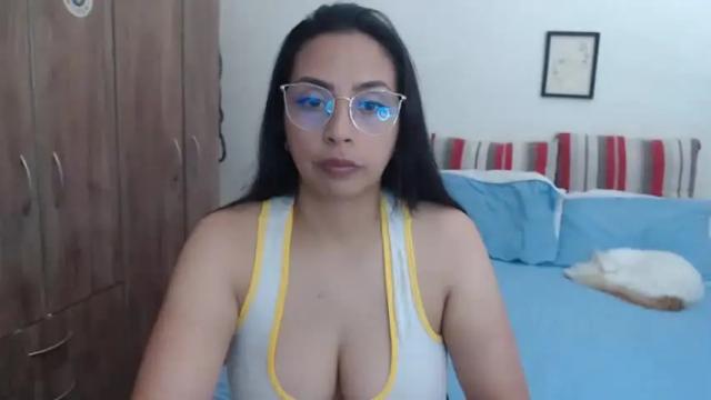 Image 5 of salmahayek1 Stream on Chaturbate on 9 months ago