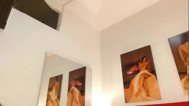 Image 11 of salmaricci__ Stream on Chaturbate on 9 days ago
