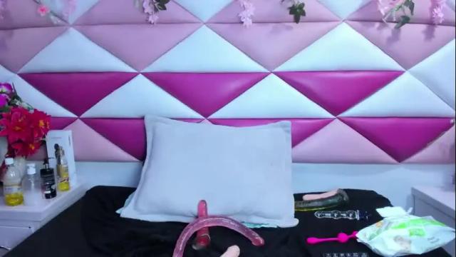 Image 7 of salmasantos Stream on Chaturbate on 2 months ago