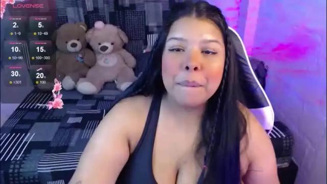 Image 8 of salojoness Stream on Chaturbate on 3 months ago