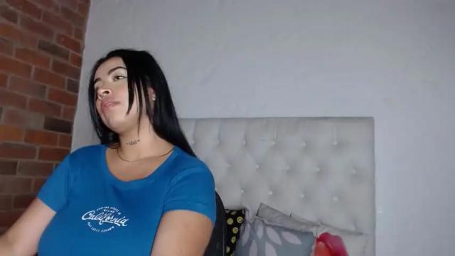 Image 3 of salome__palmer Stream on Chaturbate on 12 months ago