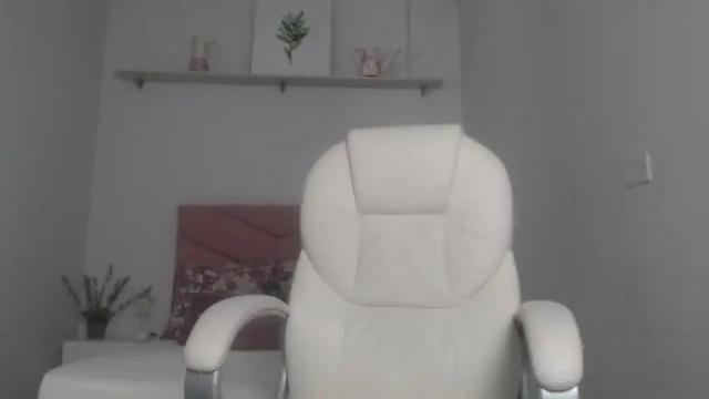 Image 7 of salome_brownz Stream on Chaturbate on 15 months ago