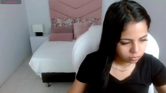Image 12 of salome_brownz Stream on Chaturbate on 14 months ago