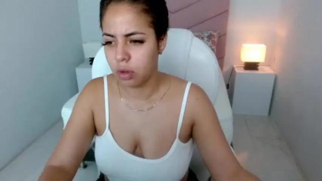 Image 12 of salome_brownz Stream on Chaturbate on 14 months ago