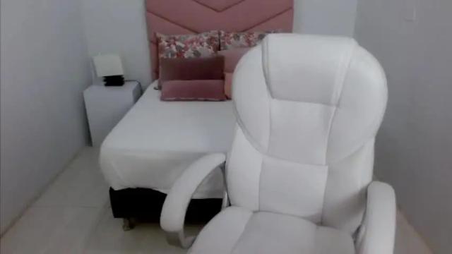 Image 11 of salome_brownz Stream on Chaturbate on 14 months ago