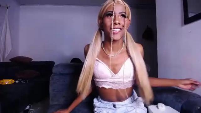 Image 7 of salome_dollxx Stream on Chaturbate on 16 months ago